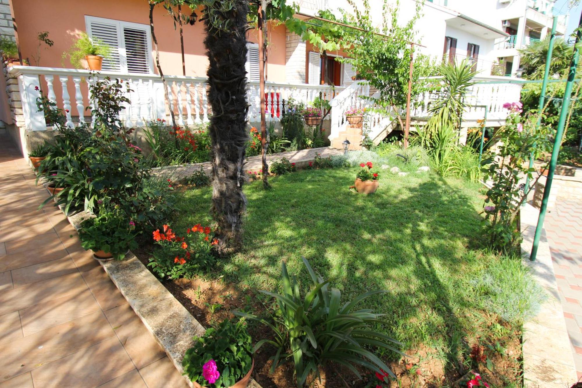 Apartmani Roje Sveti Filip I Jakov Exterior foto